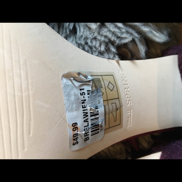 Fuzzy Heels - Picture 4 of 4